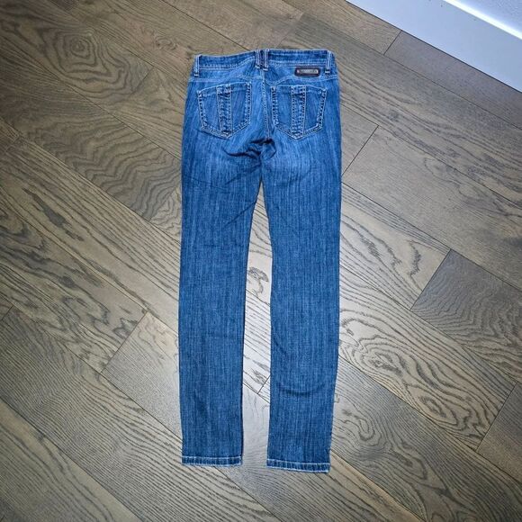 Burberry Brit Kensignton Low Rise Skinny Slim Jeans in Medium Wash - Picture 7 of 14